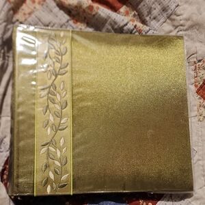 Elegant Gold Photo Album